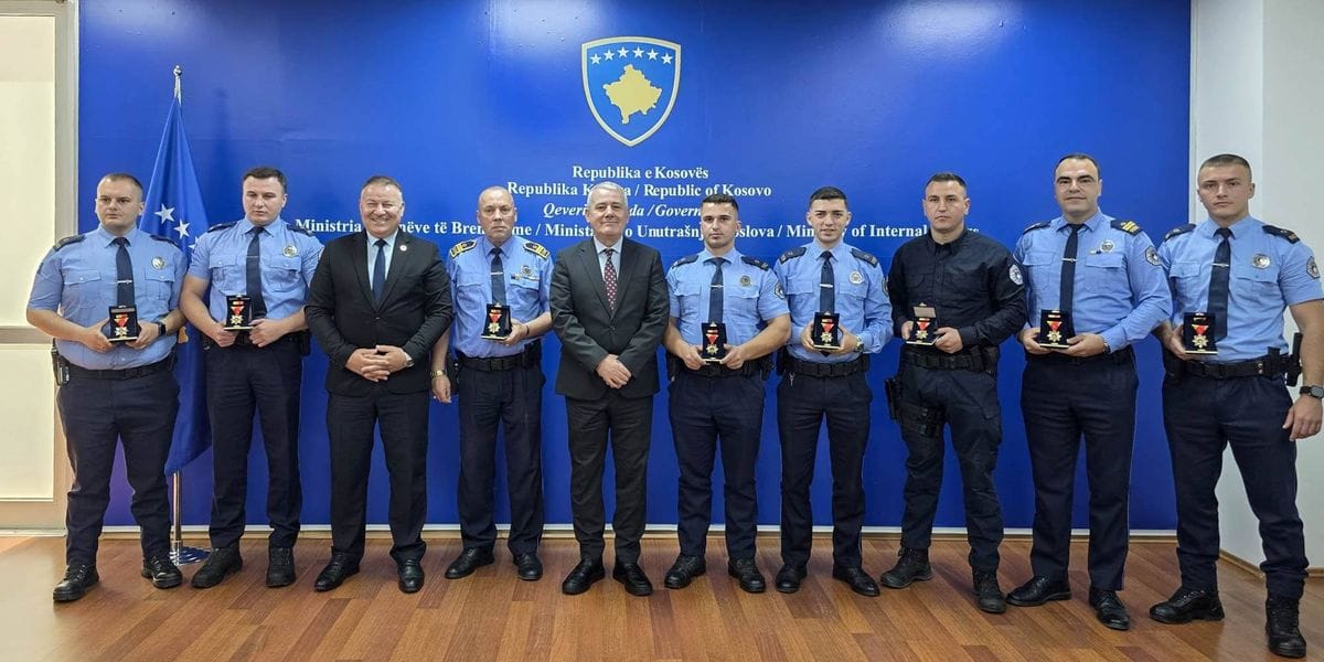 Kush janë tetë policët e Kosovës që morën Medalje për Shpëtim Jete?