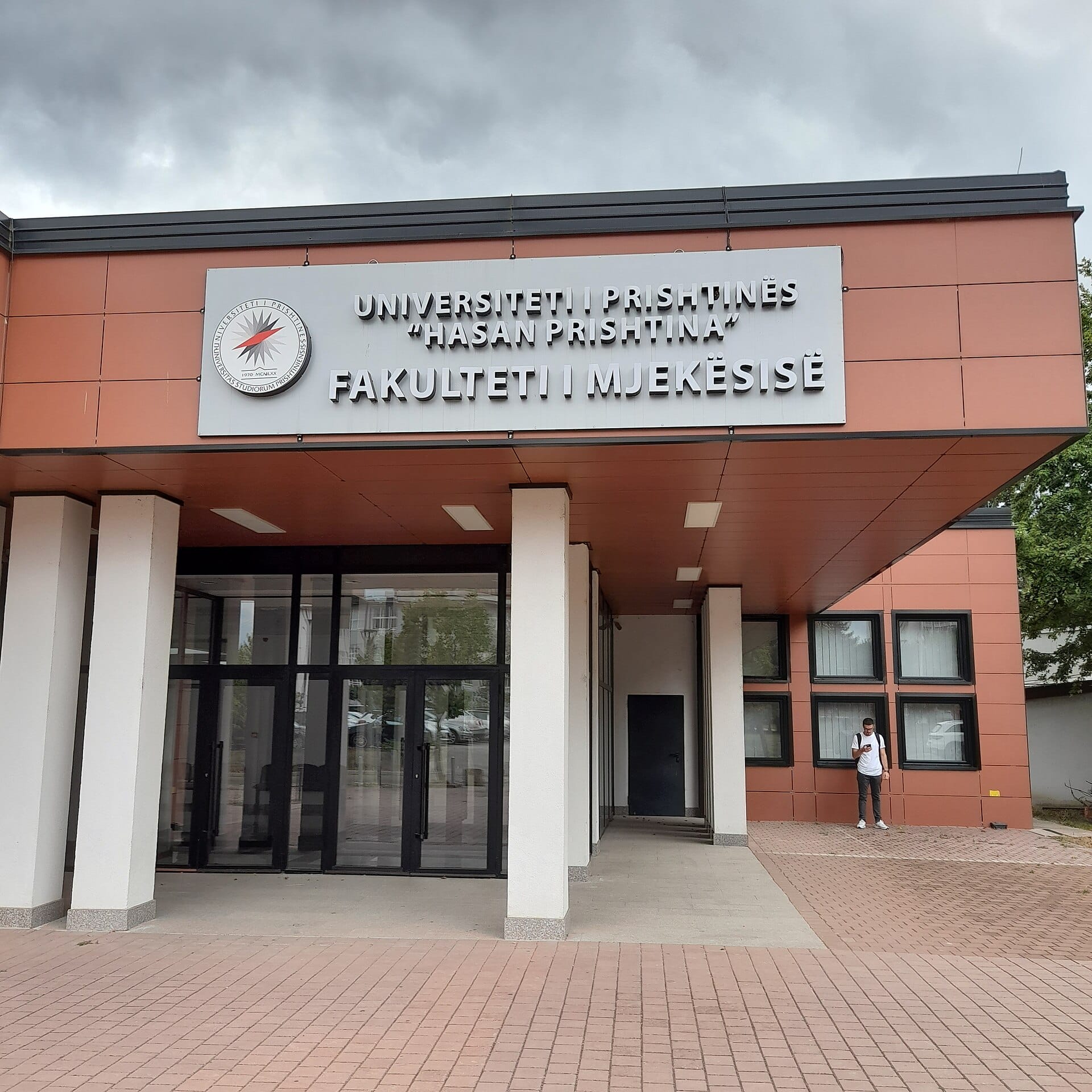 Ku dhe si u aksidentua fëmija që u dërgua në QKUK?