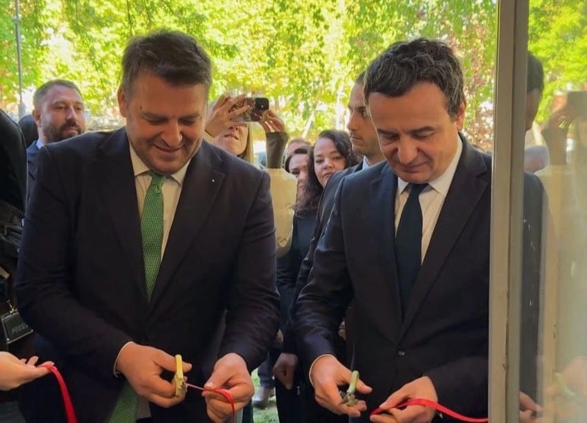 Ministri Armend Muja dhe Kryeministri Albin Kurti