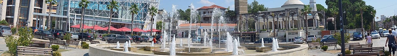 74-vjeçar vrihet me thikë nga vëllai në Kavajë