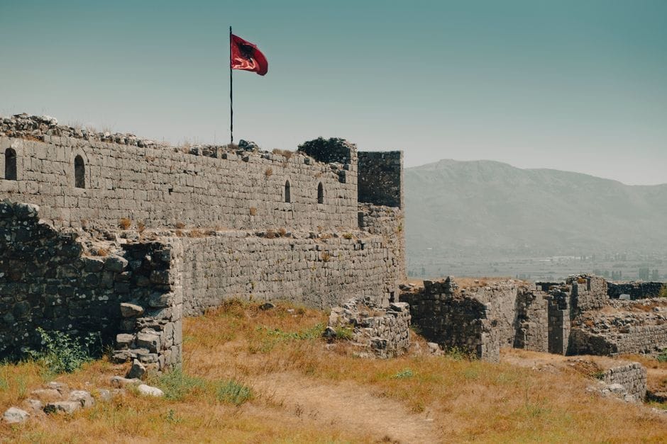 Beteja e Savrës (1385): dera që u hap për osmanët në Arbëri