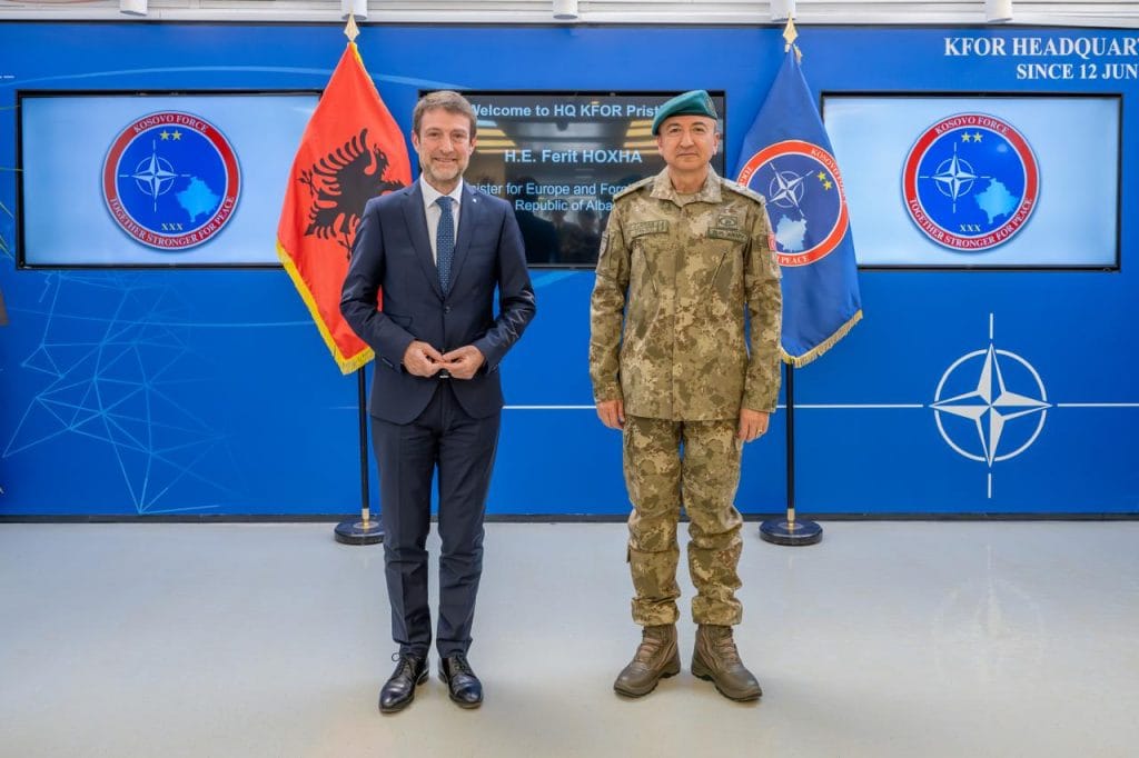 Si e vlerësoi ministri Hoxha rolin e KFOR-it për paqen në Kosovë?