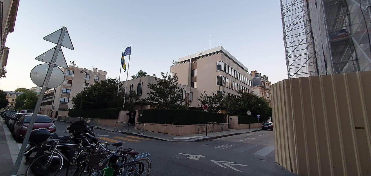 Pse ambasadori suedez i kërkon Kosovës unitet politik dhe kompromis?