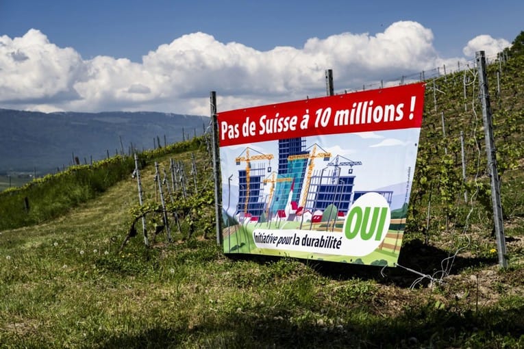 Pse Zvicra po voton kufizimin e banorëve në 10 milionë?