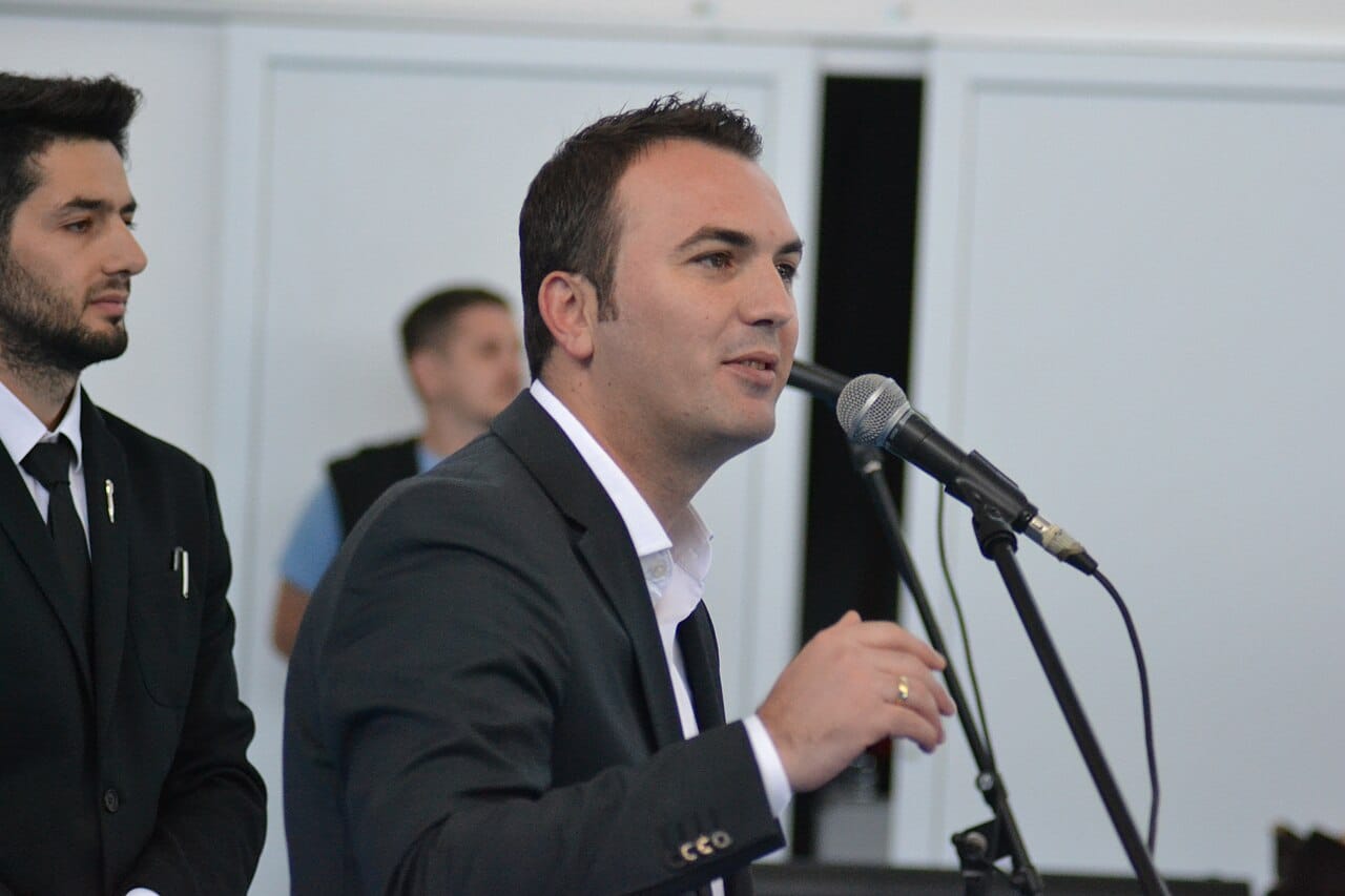 Si shfuqizohet diçka që VLEN-i thotë s'ka qenë kurrë në fuqi?
