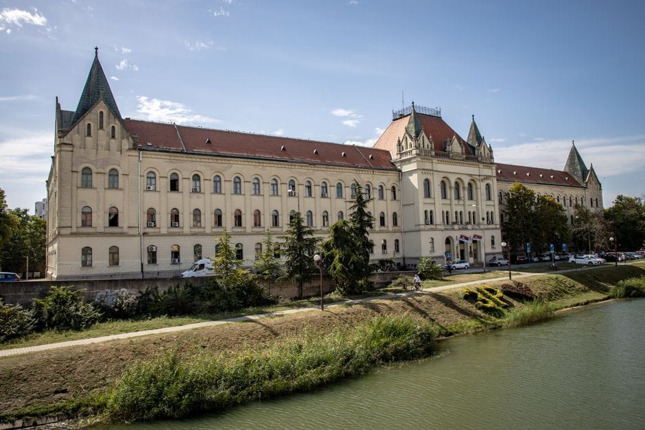 Çfarë kërkon BE për shtatë drejtorët serbë të ndaluar në Kosovë?