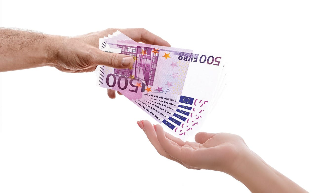 Çfarë do të thotë ekzekutimi i 100 eurove për punëtorët e privatit sot?