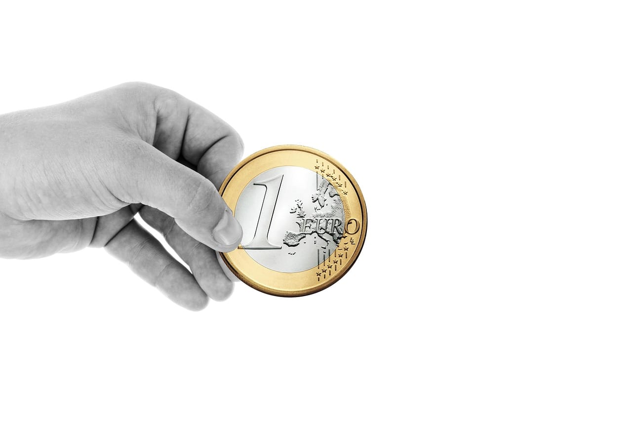 Kosova shpenzoi 10.8 milionë euro polisa diasporë — 2025 rekord