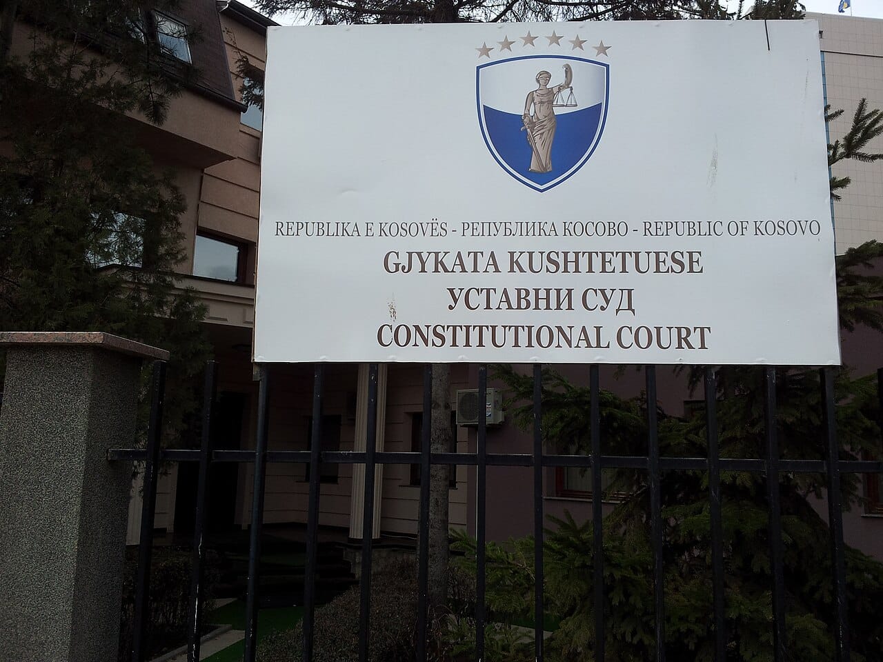 Pse deputetët janë të obliguar të mundësojnë zgjedhjen e presidentit?