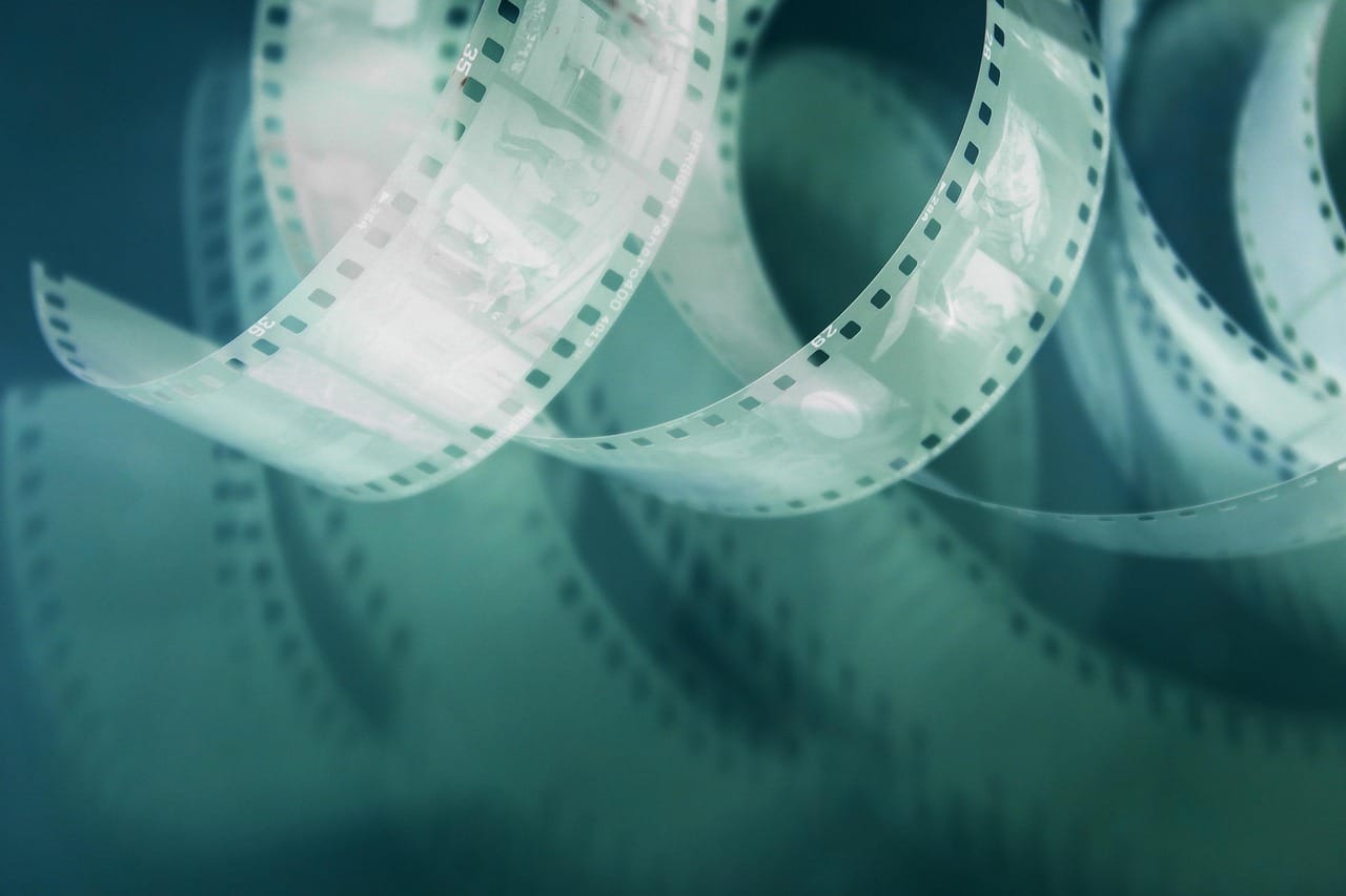 Çfarë rrëfen filmi 'HANA' për traumën e luftës në Kosovë?