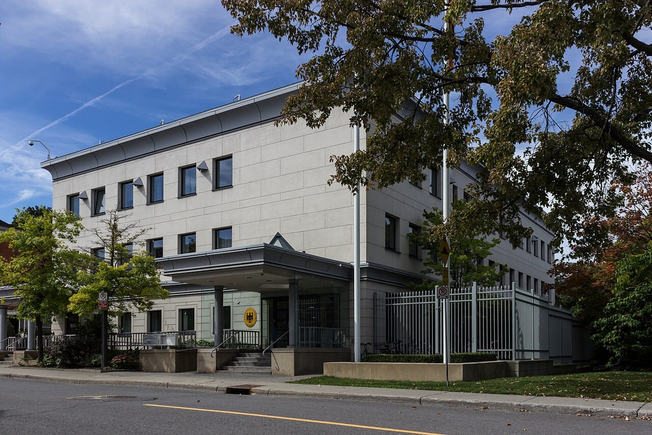 KQZ nis numërimin e votave të diasporës në 30 ambasada