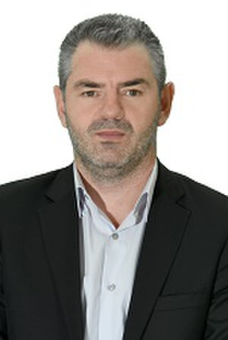Akademiku Kujtim M. Shala, poet dhe studiues letrar