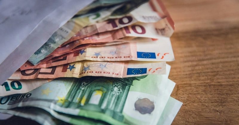 ASD: Kursimet e mëdha bankare rriten 10.8% — të vogëlat vetëm 6.4%