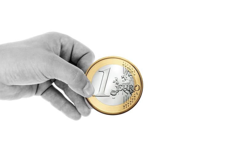 Kosova shpenzoi 10.8 milionë euro polisa diasporë — 2025 rekord